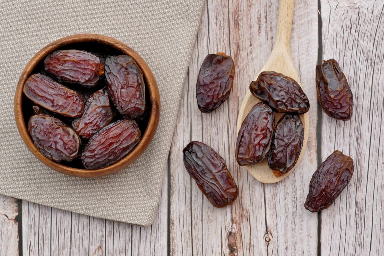 dates, medjool, fruit