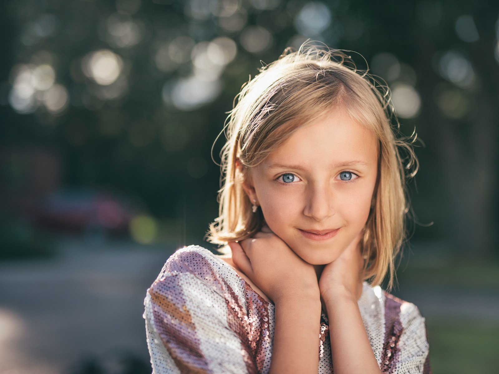 How to Help Your Child Build Leadership Skills and Confidence 1 young girl